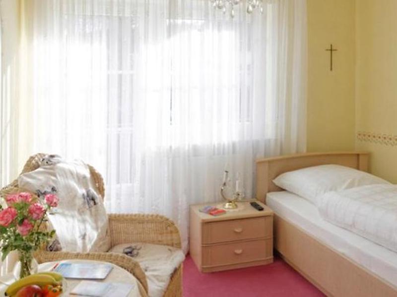 B8AA4E9BEBE1C4034DC3E1D8C9BFBB4C