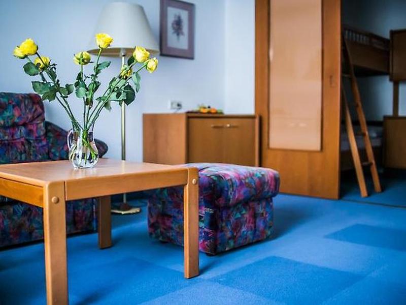 529B0F30FF1B04D647682D79C4389A18