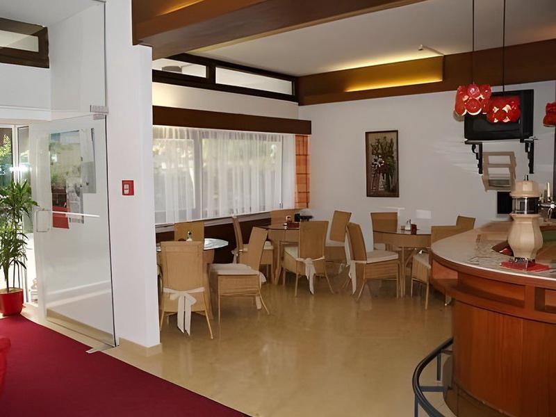 BC579D5779F11703D5F5059B79DADBB6