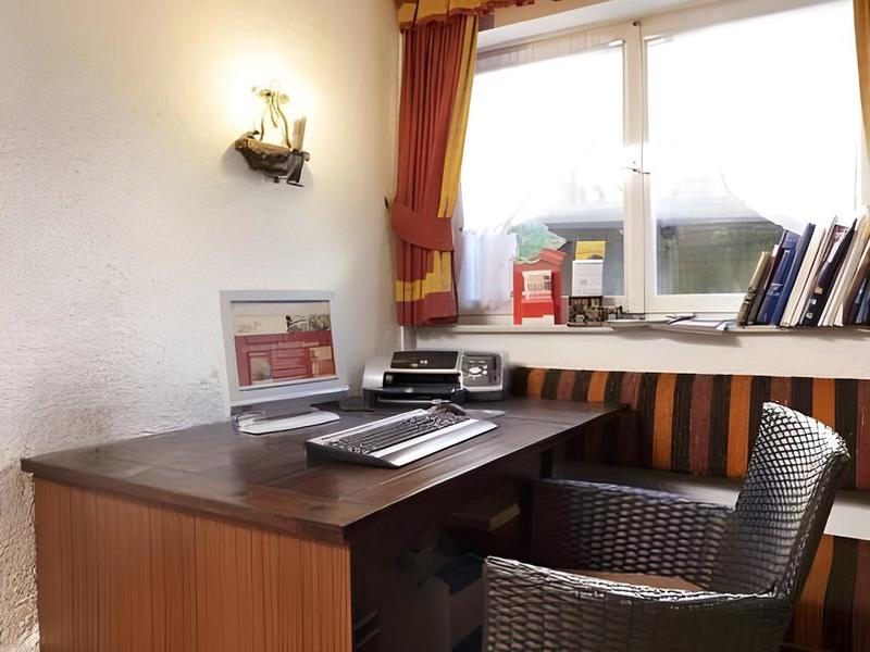 A6C548CCD136409C297D3980A10C35DD