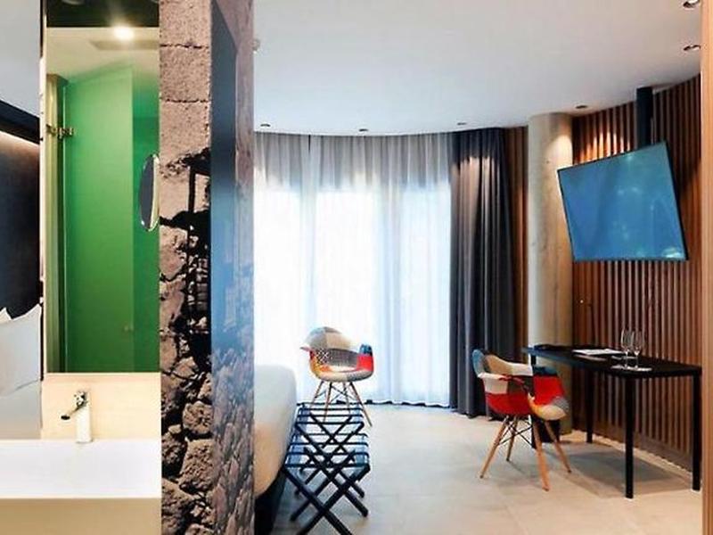 18AE3CF243C5150F101A2723A8F91DF5