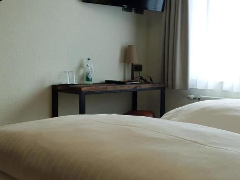 5FB6AACC93B5E0141FA84B3942531F45