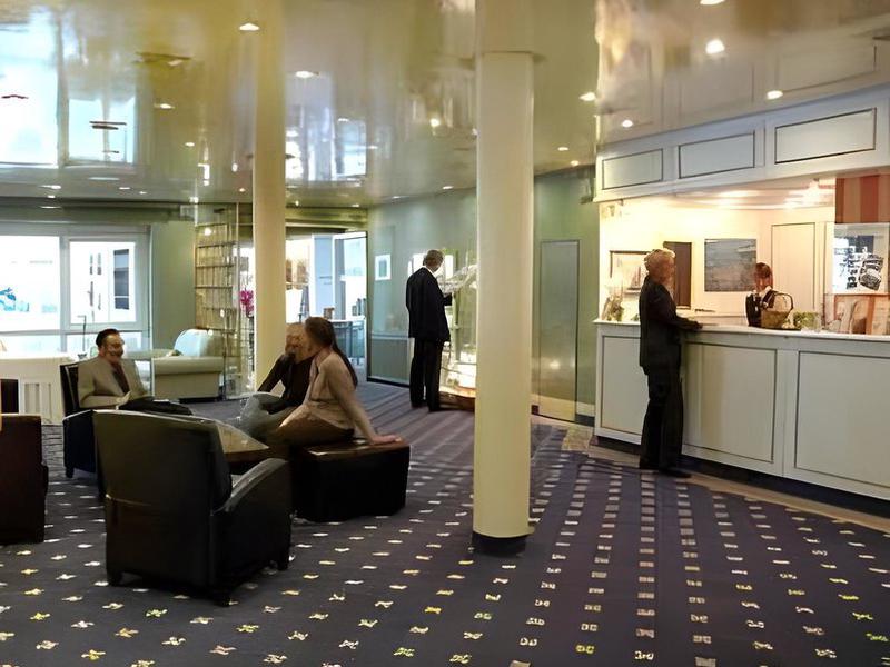 2DE0933F7D681D8964D04BABC4289634