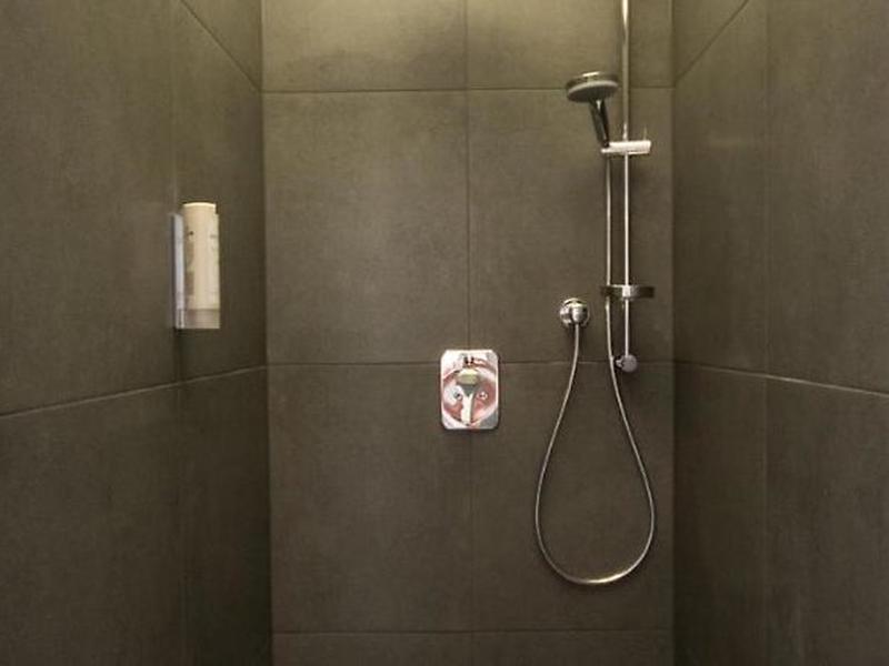 8BDAFF3D4ADBB443F3B97BD63C718120