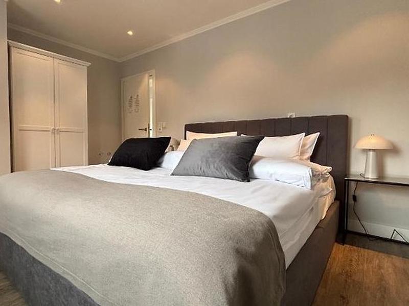 2D053A3EFFF0FF2225ACF25DC785403A