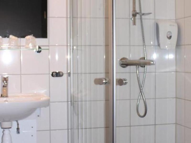 7019C1C698FBC556A3C45D96EE491F5F