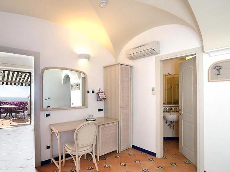 C988AB17308CD4431BFC480DE270ED2A