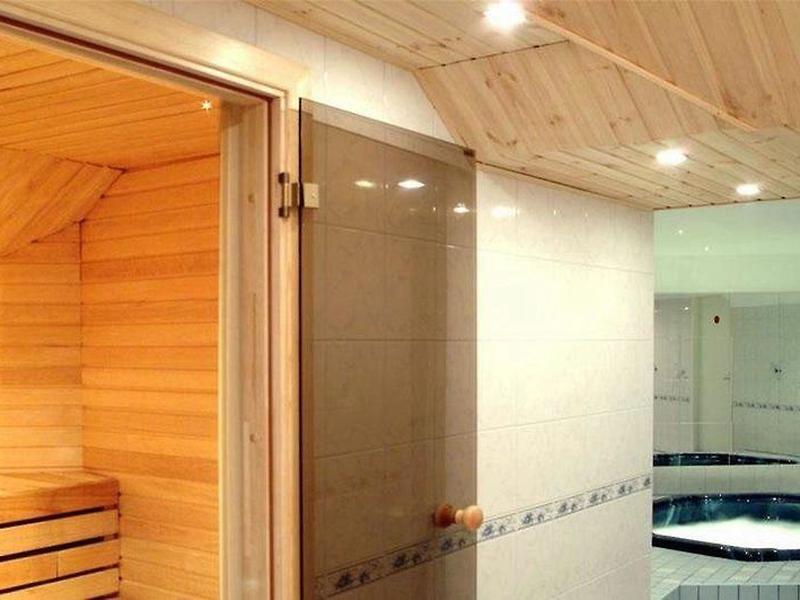 21AC0689DE92A294C9FBA0AEDB0A7EA3