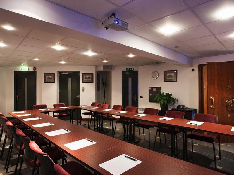 0E028C1EF776C571BB28AE56C9426DE1