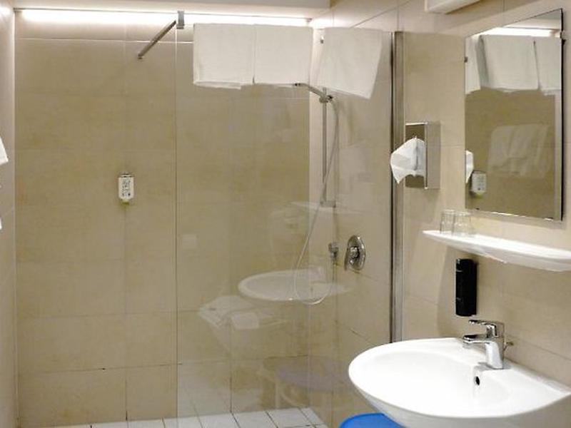 4212E94FFB672EF268CE0BE1D6CBCC1A