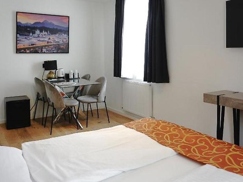 F4CE33F0C4D12D57392A582841C99CE9