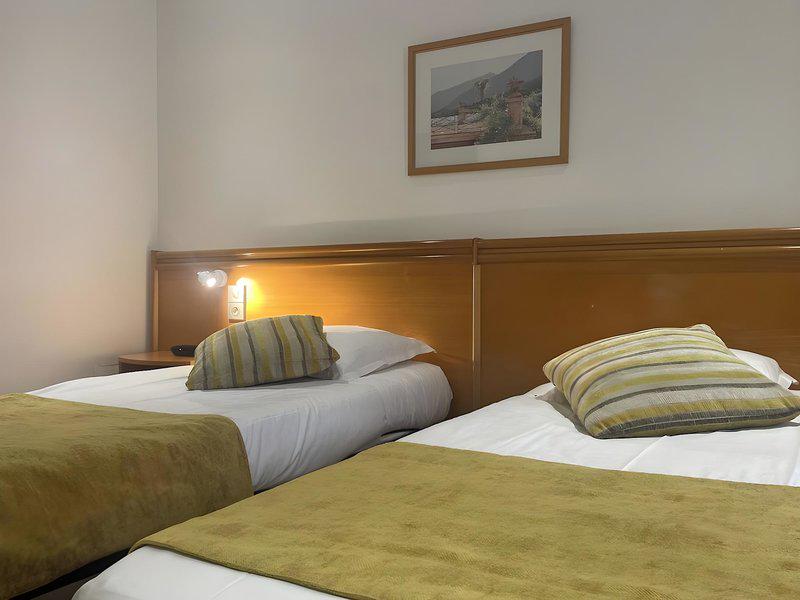 79DD523C82296B876D213E2043FB12C4