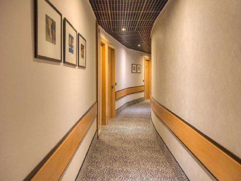 52A7025DDDCCA40351CAA15BBE821BDD