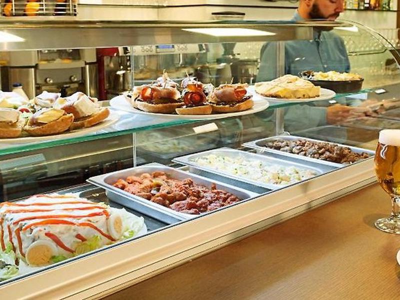 D9E8E670A2B4CB97C8FA9D4A7F7E2581