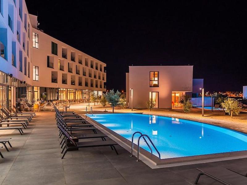 C22ABF11DB707A38B6D261C97F228AC4