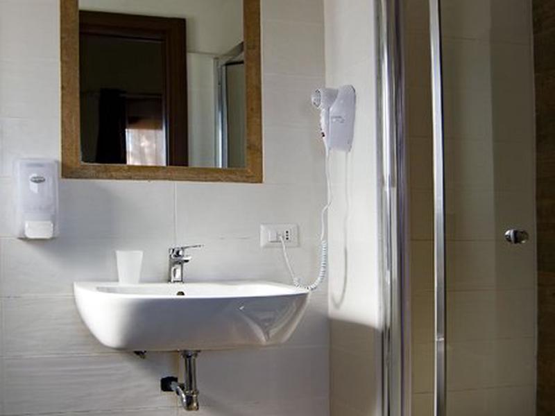 05BF3AC7C84570097705C7628C11596C