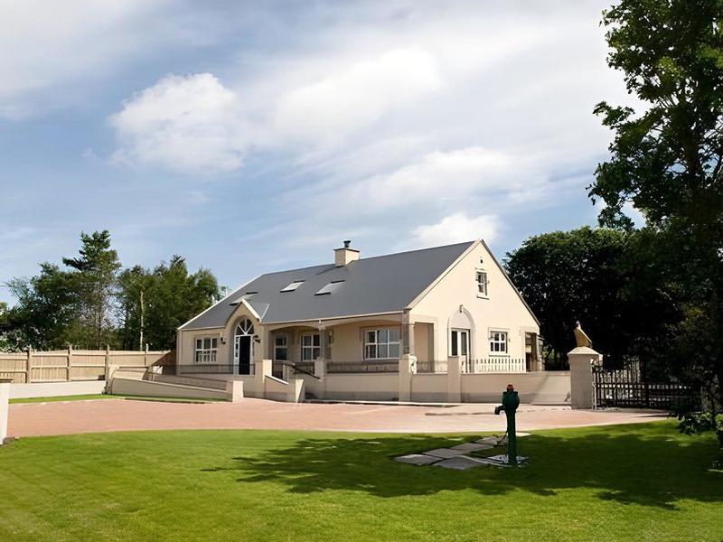 1CA98BC41F7E13577C37386D1C4B59CF