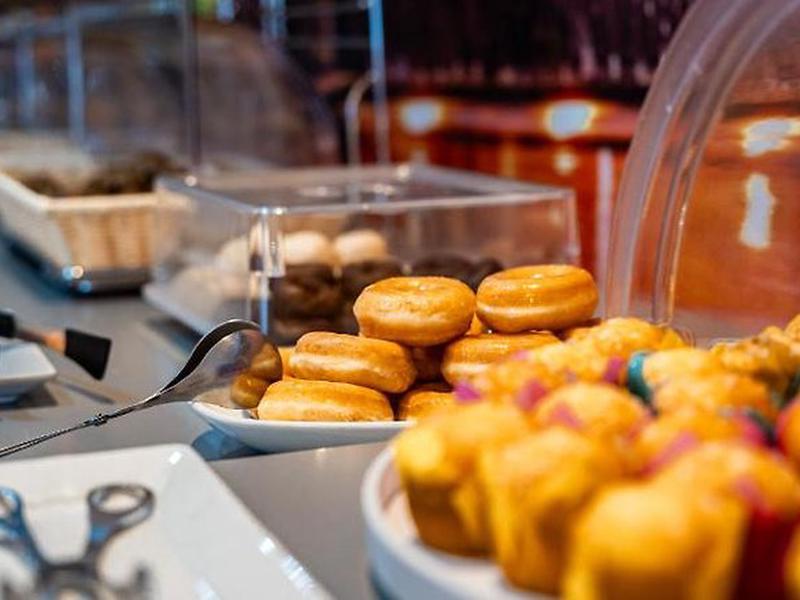 7E3032525C9F97DAD2F0844BEAD1EBC8