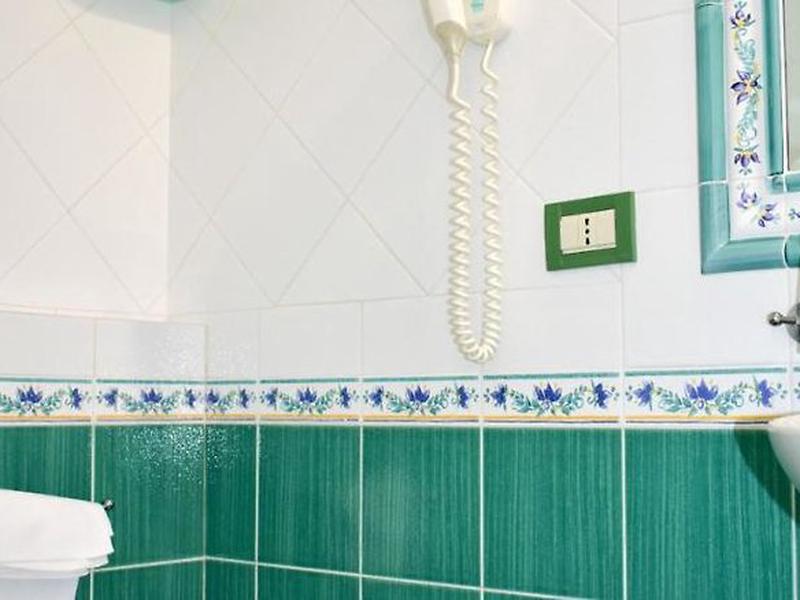 B4C2AB87B913FE3B61C8125944700B65