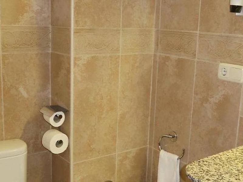 55C314085295D7C7AF87165801D81BBF