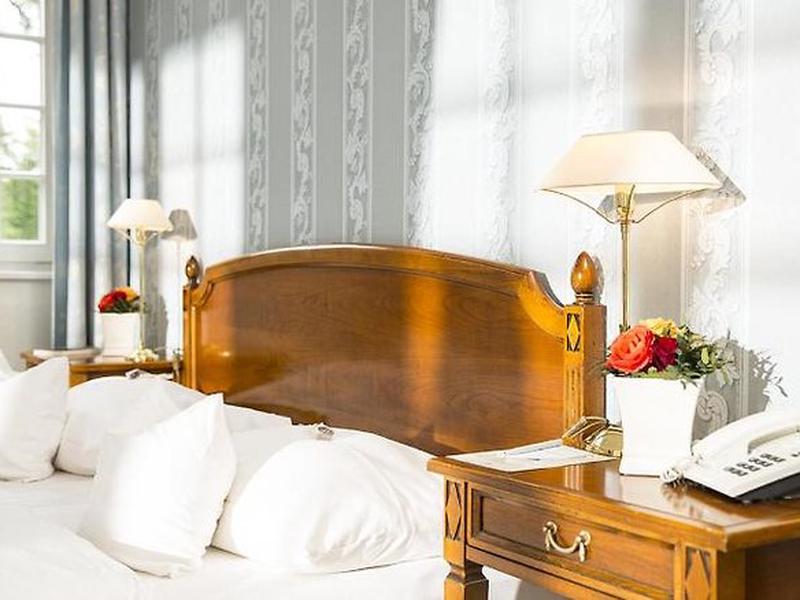 0EE53AFC2D3E500901F482F7AB10F00A