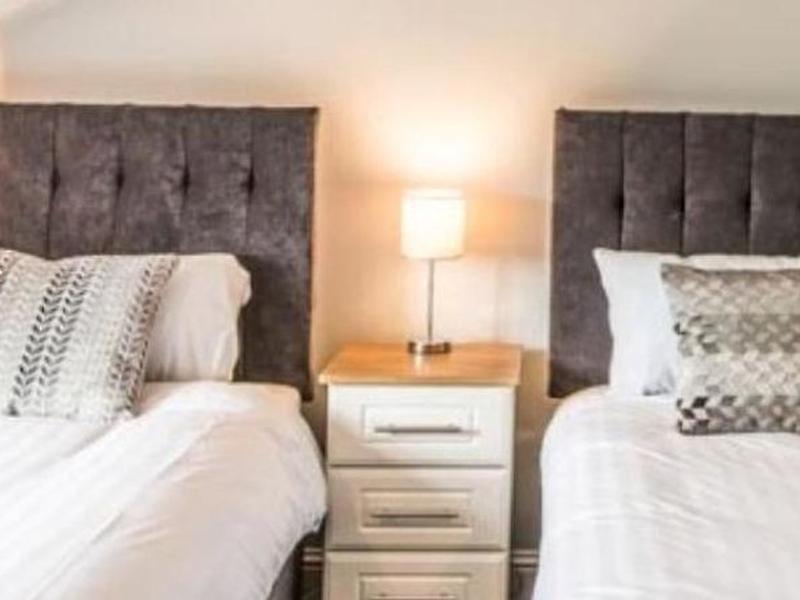 8E5B3B86C9734FDFA2B4FB01E09C2D8E