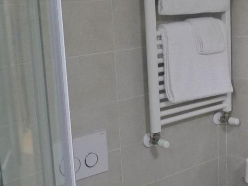 F7189976352B305A8ADC5C7F446DDA72