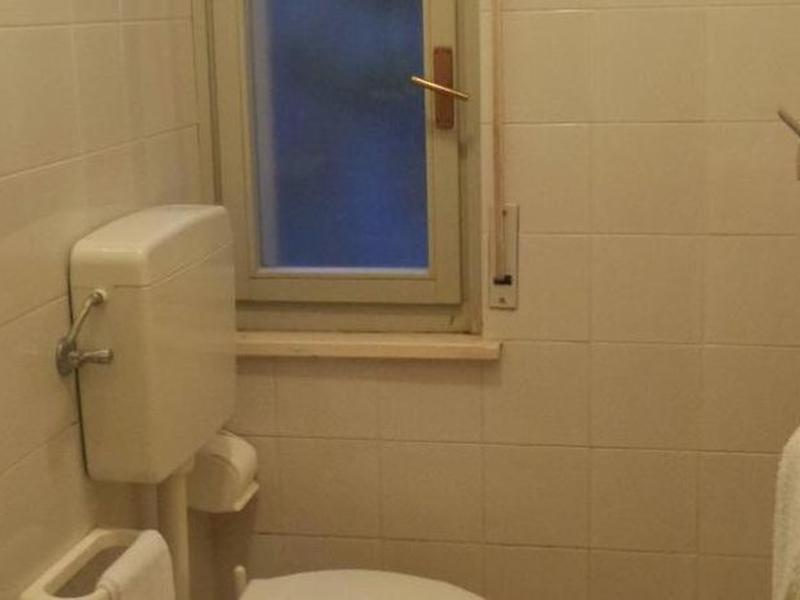 10448CC401C82E0655E421289190ED06