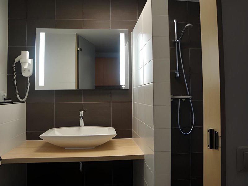 58DC3334B2D05965F291B8C8CAB2FEC1