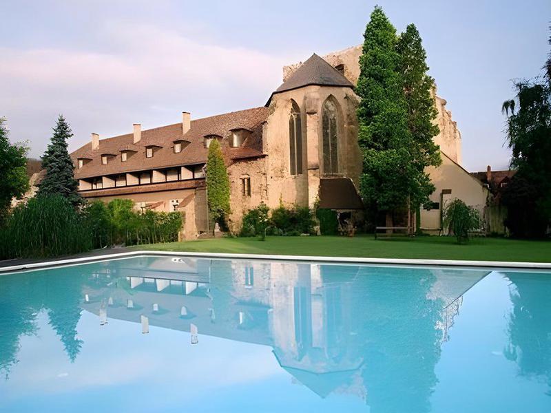 C6D47982626EF3C741FA2FACCC8FE290