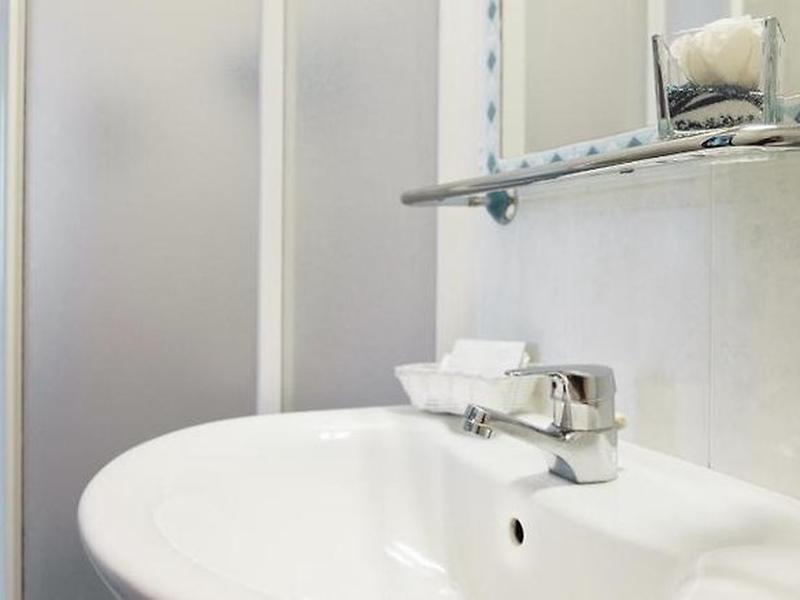 AA9761A131602071BAFD121C751238F5