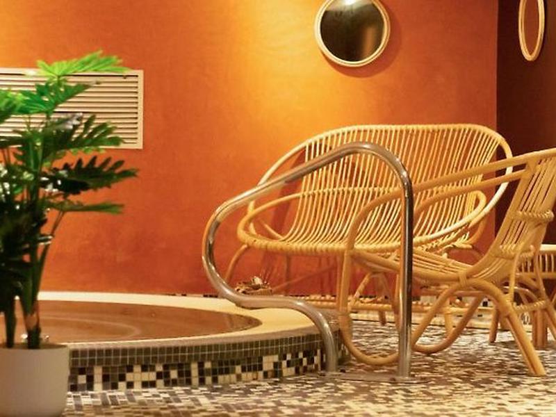 29576730CEDE1E8EA7C39AF6D836B4A6