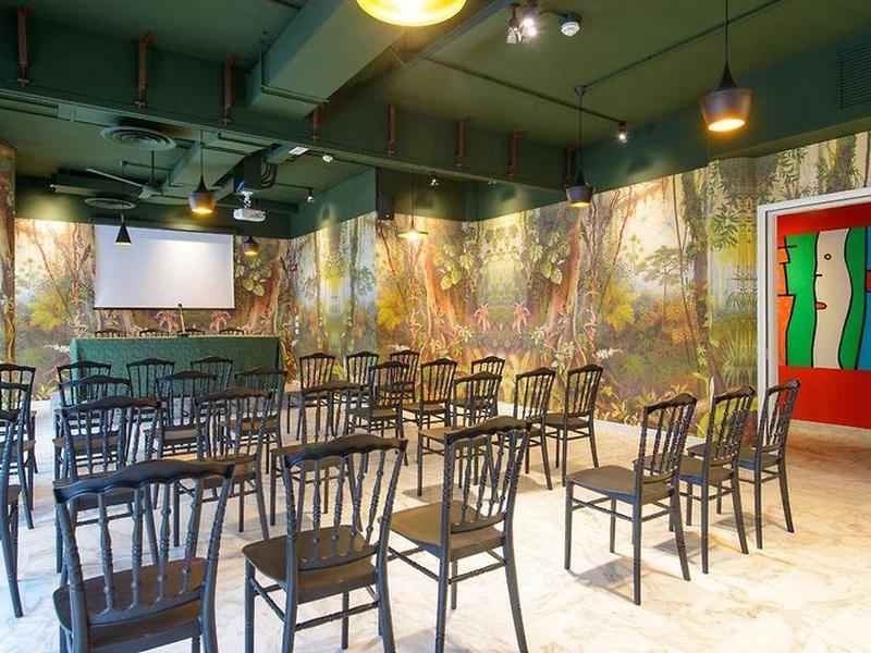 DE81534906B8C3AEFAE8D061C1819409