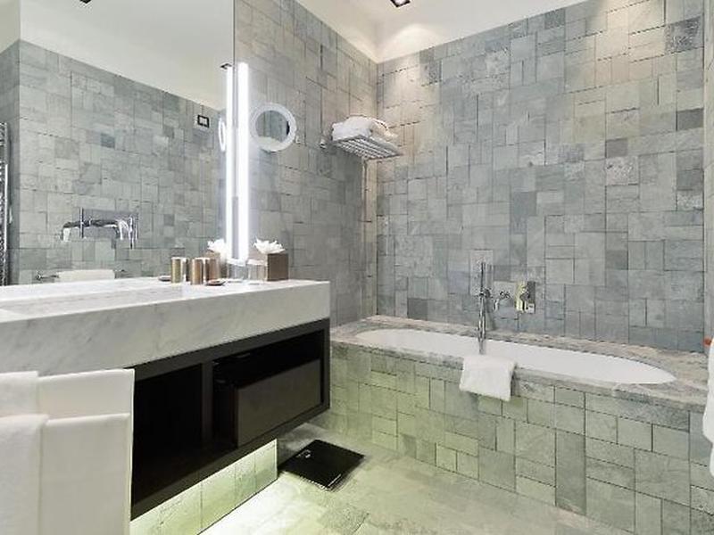 00E5BC71718E4D6D2EFABF9049B2BAE5