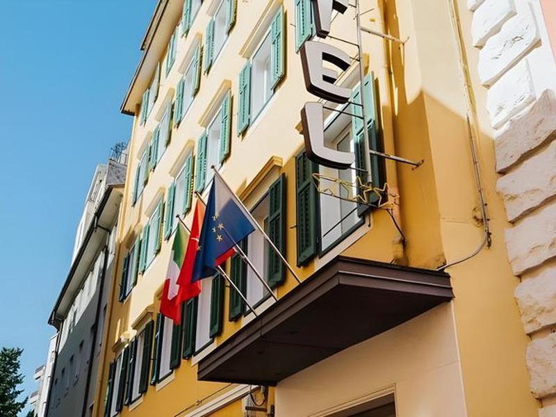 8DCA9FC66C80C55E73872186C64EE7CC