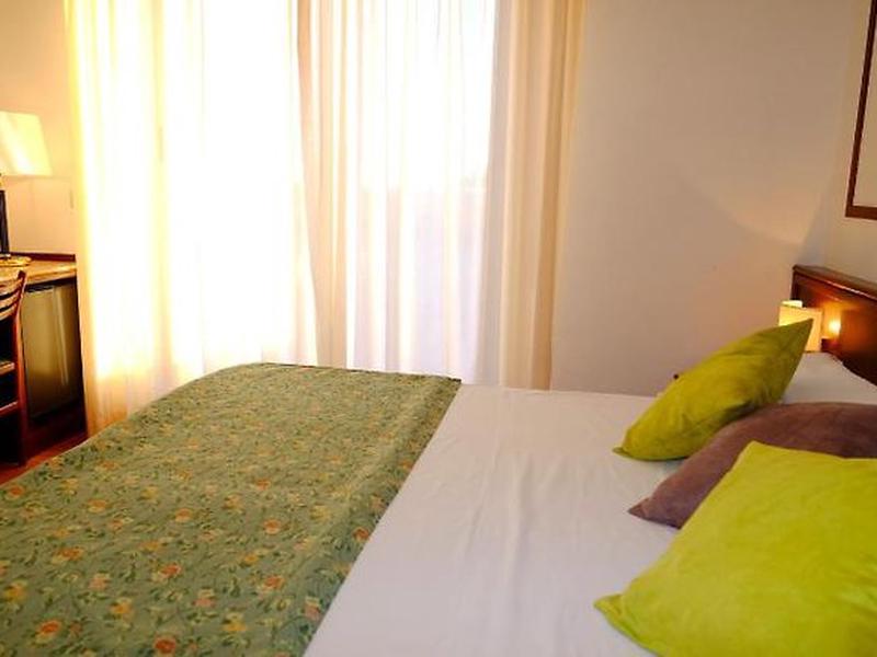 D650400ECFBADDC00E6B5B7992FD67CE