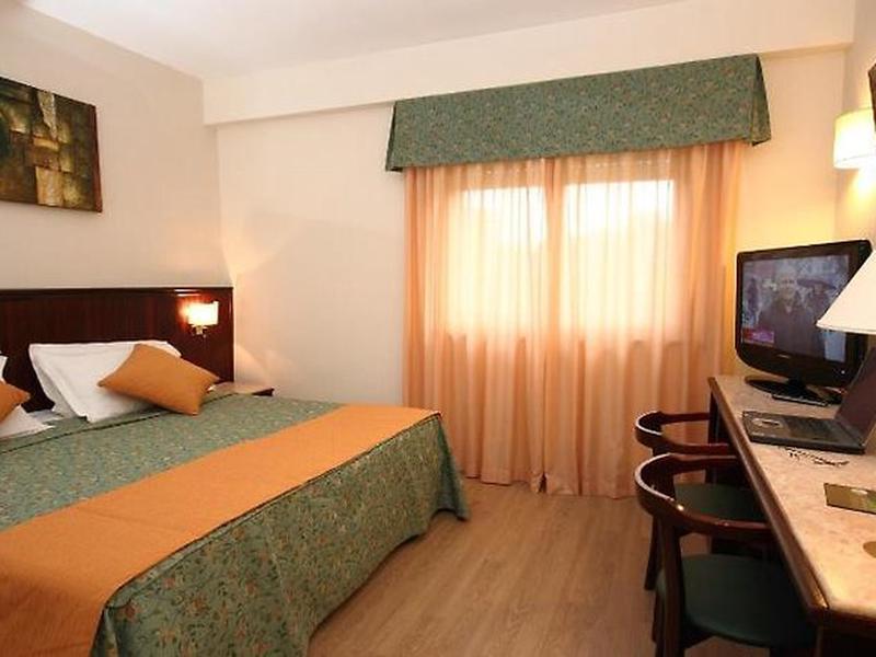 AF3DCD6D148F0C4B0F5642A5C26C1185