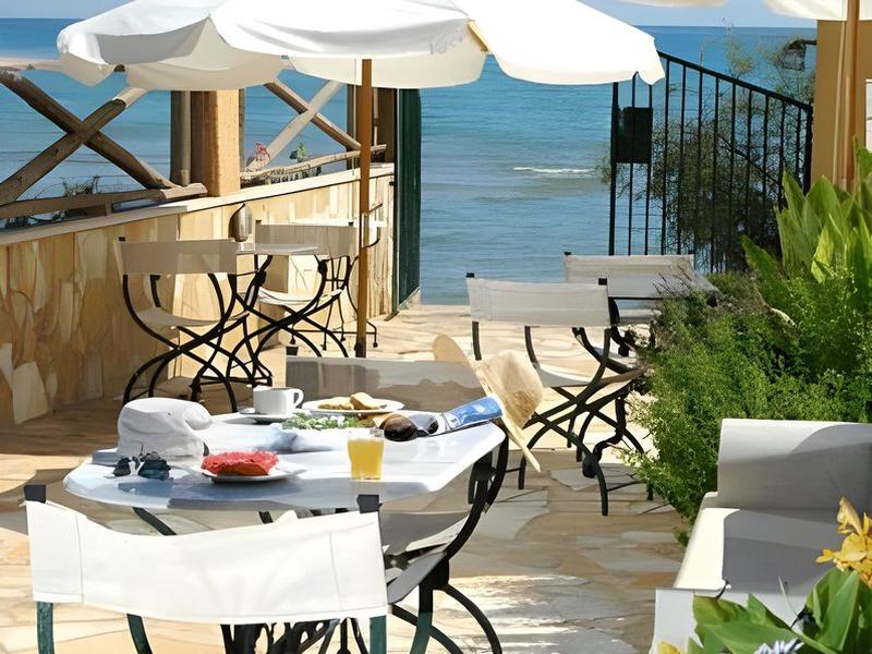 733648AE06A5051BF5C43C3F1B8D823C