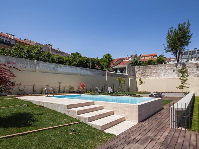 6172EEA4D090E6C6AC95B9A73C411BB2