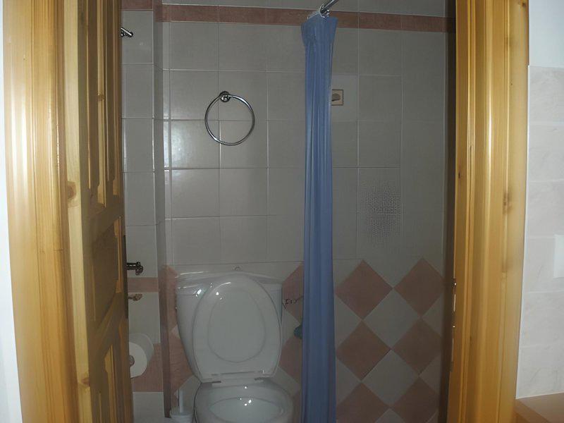 83D096CD3614F1D9D194D52C2623C08F