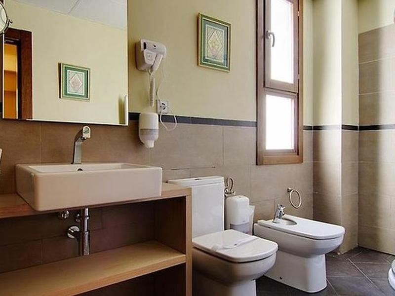 92B90D54AE8AC6A715DB6DD2A2CE6D77