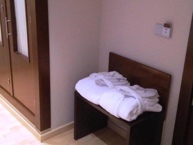 CE7DD4A3DE527705B86E495F87C5530F