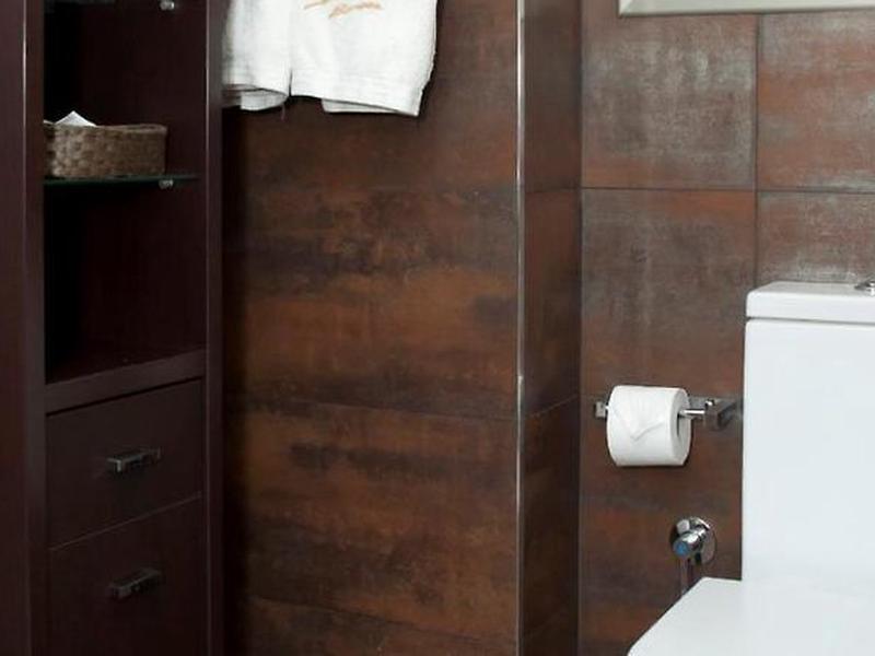 94A0581155C8387E3381A2FD1DD70302