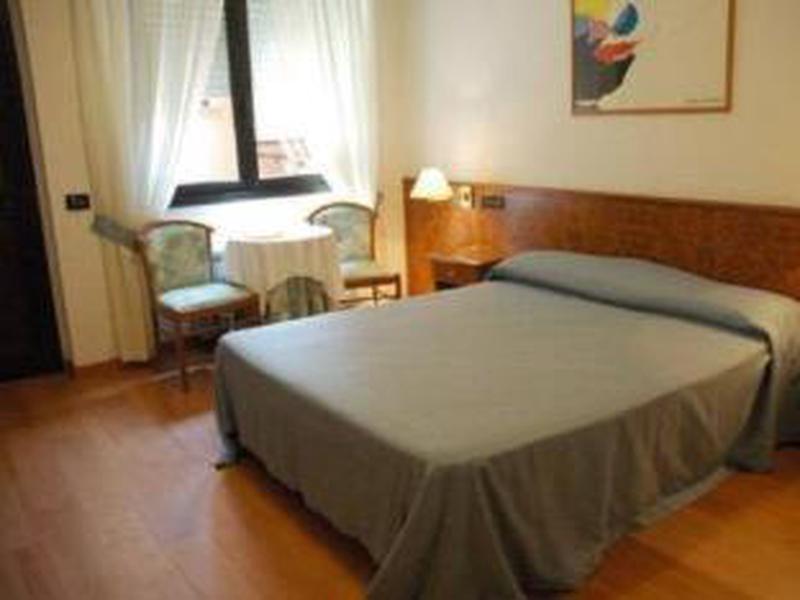 38B17EFB3710870AA174439B4C1693A0