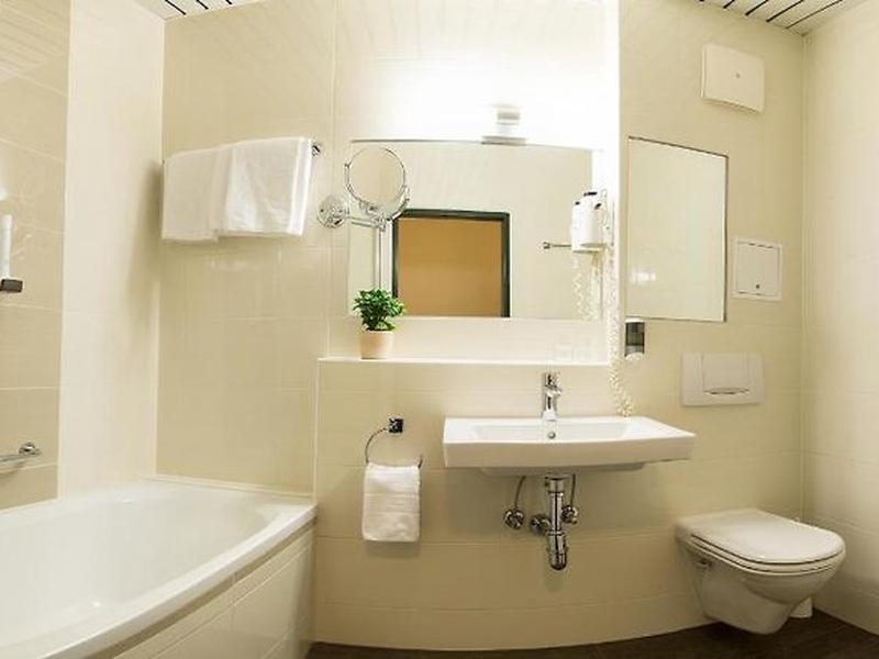 60C978AD7706B318C39539C22BFF01B9