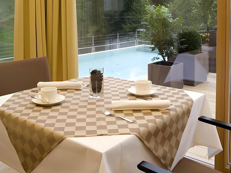 41EAF7EF495E609DBFE63F97C71FA541