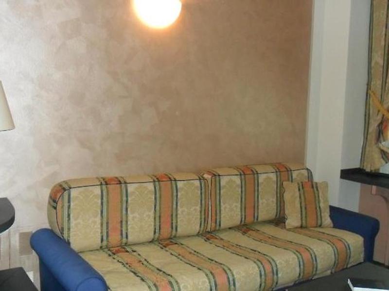 FA3E31FE8CB226FC61C8813BCBE5AB82