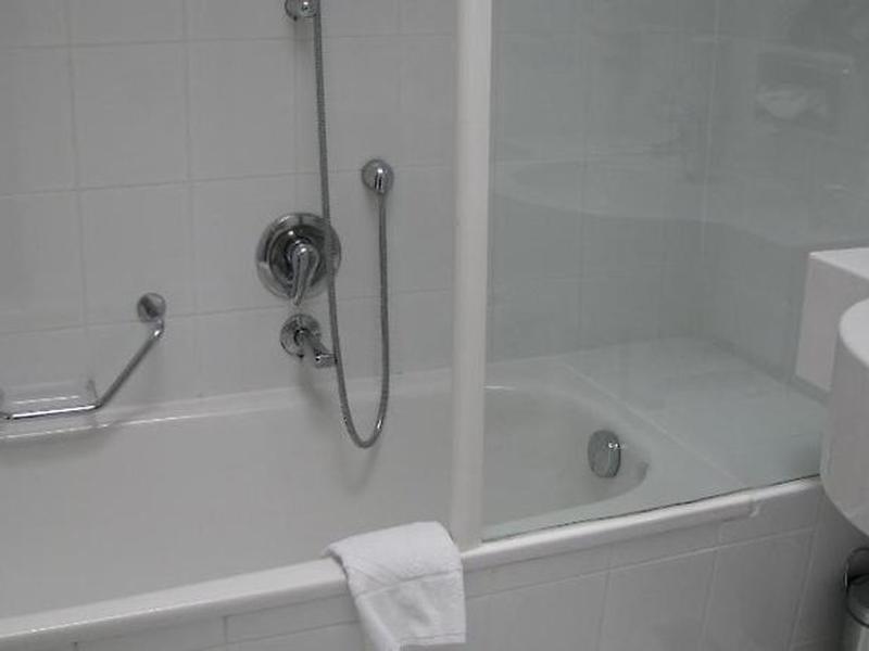 81694E926C13EFFA5A307C7A7E35A84B