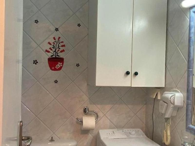 A0D0BD354FEBCE9D8DDA2D5BD4564E7D