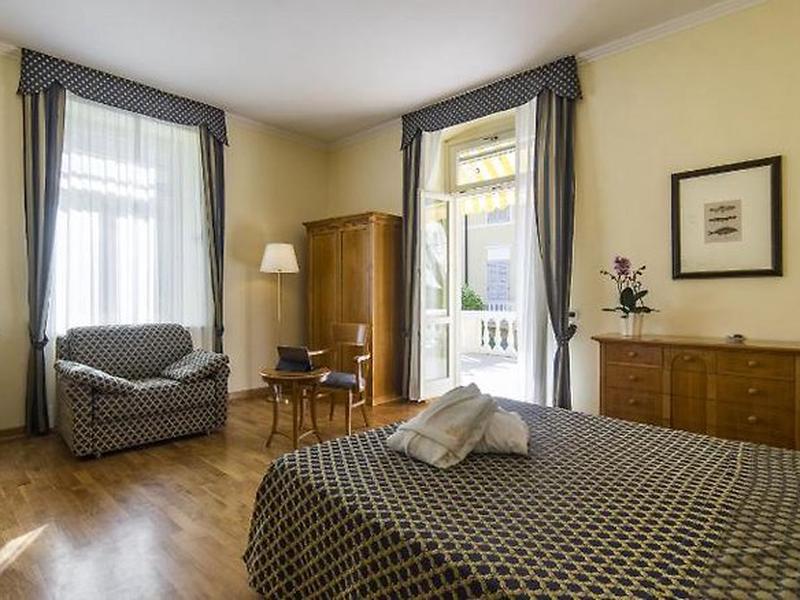 B0BFE3EAE998332FC9E6BFB09F18C211